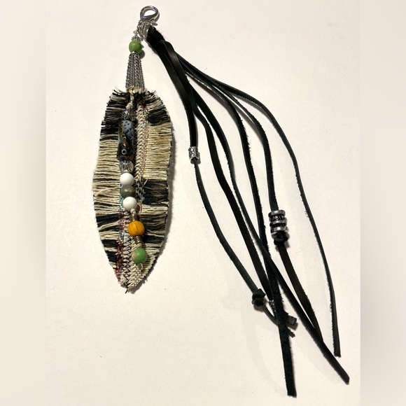 Black Leather Fringe & feather Bag Charm Hippie Boho Purse Tassel keychain charm - Picture 5 of 7